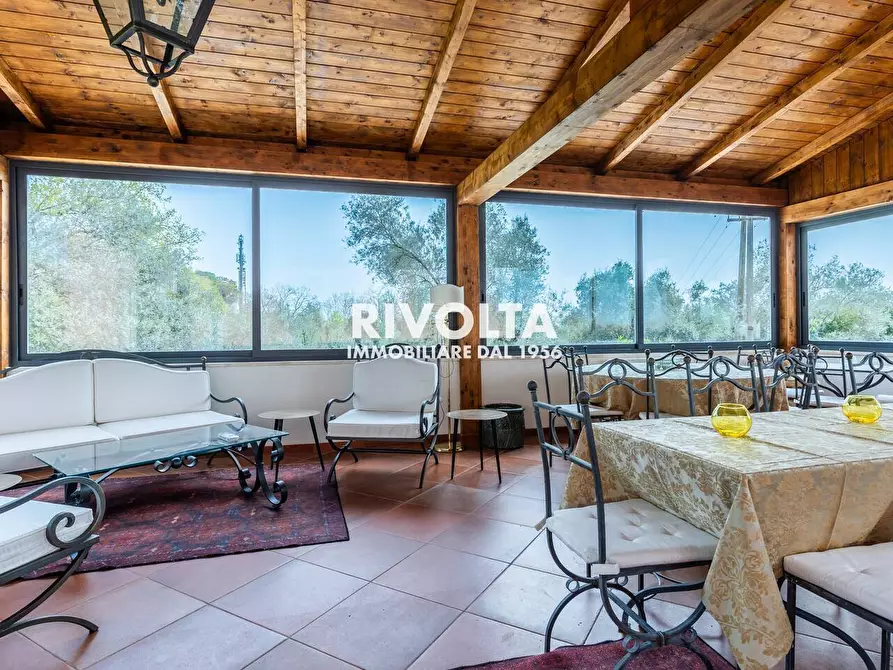 Immagine 12 di Villa in affitto  in Via Della Merluzza a Roma