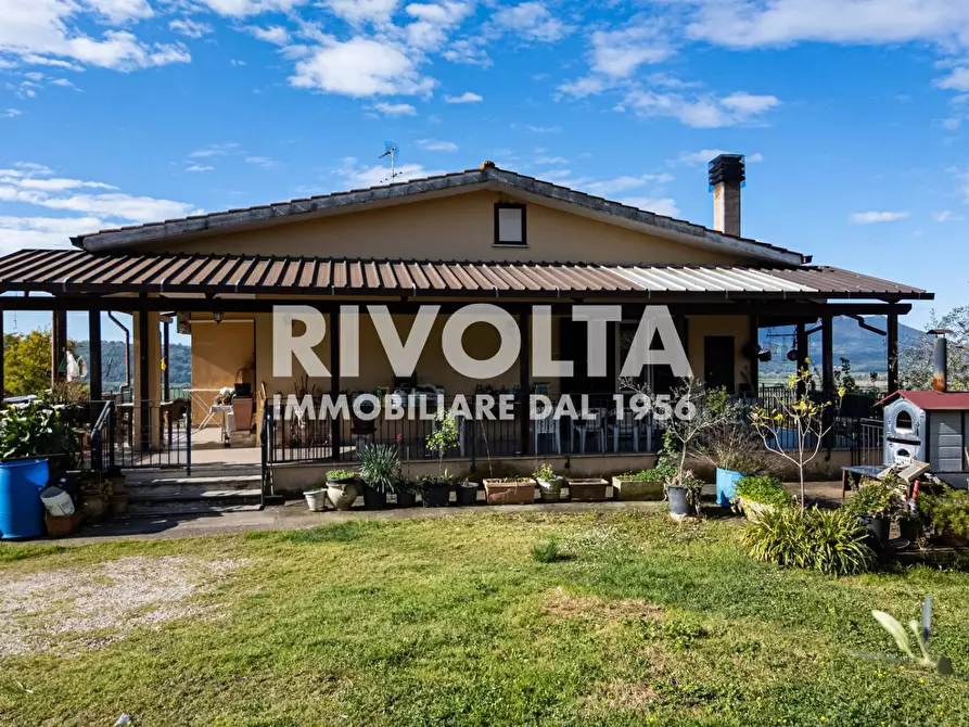 Immagine 39 di Villa in vendita  in via roma a Forano