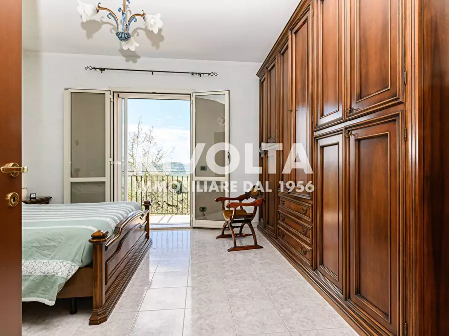 Immagine 13 di Villa in vendita  in via roma a Forano