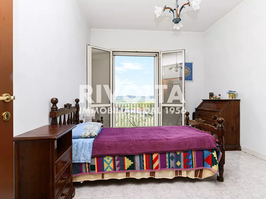 Immagine 11 di Villa in vendita  in via roma a Forano