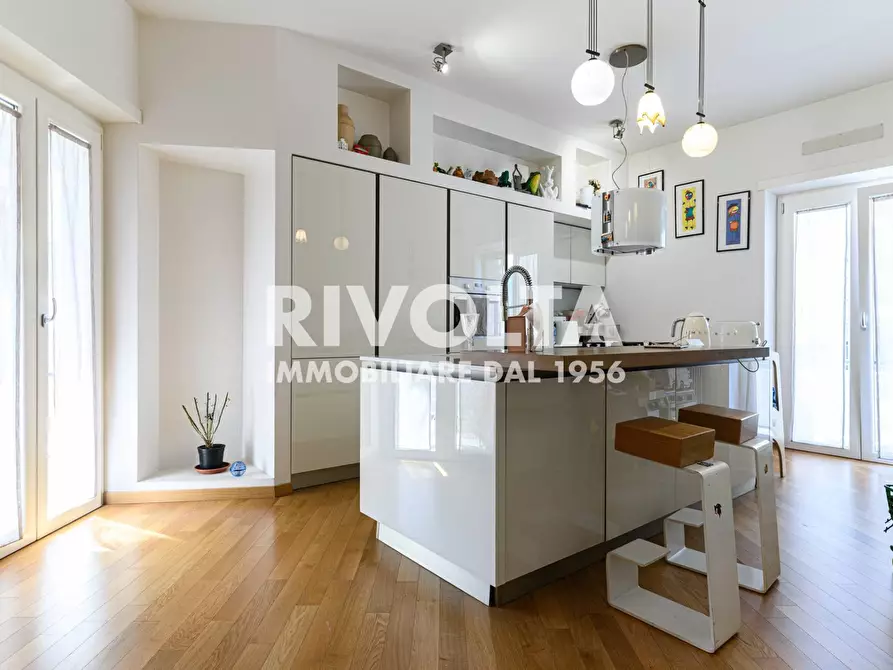 Immagine 4 di Appartamento in vendita  in Via Di Vigna Stelluti a Roma