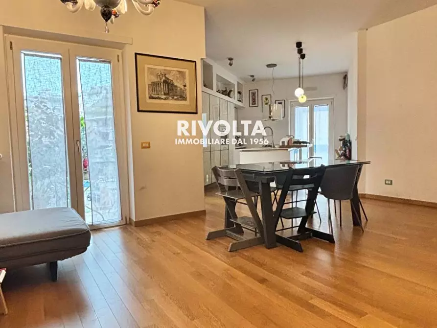 Immagine 17 di Appartamento in vendita  in Via Di Vigna Stelluti a Roma