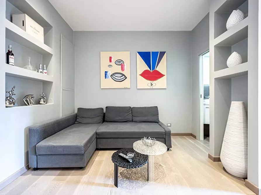 Immagine 5 di Appartamento in vendita  in Via Leone Iv a Roma