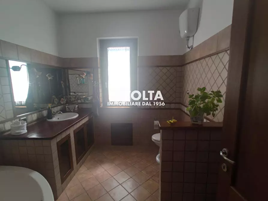 Immagine 11 di Villa in vendita  in via don giovanni minzoni a Avigliano Umbro