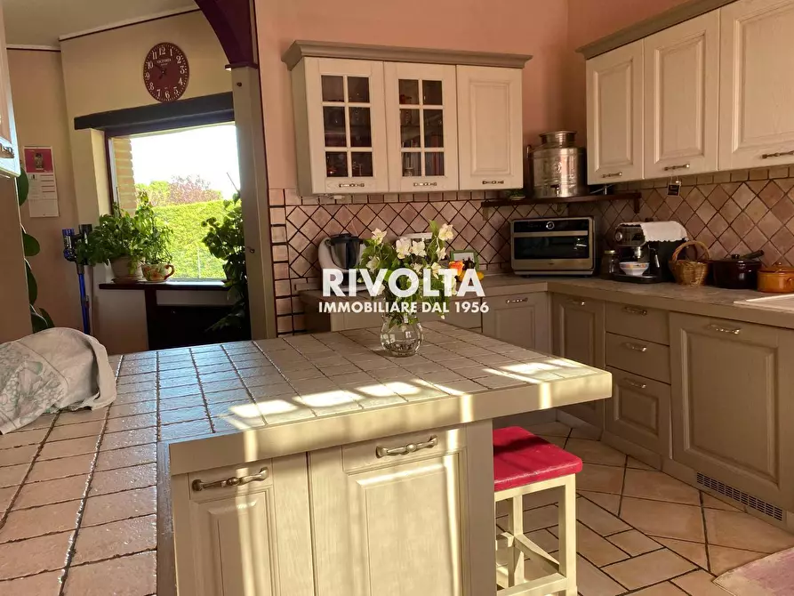 Immagine 13 di Villa in vendita  in via don giovanni minzoni a Avigliano Umbro