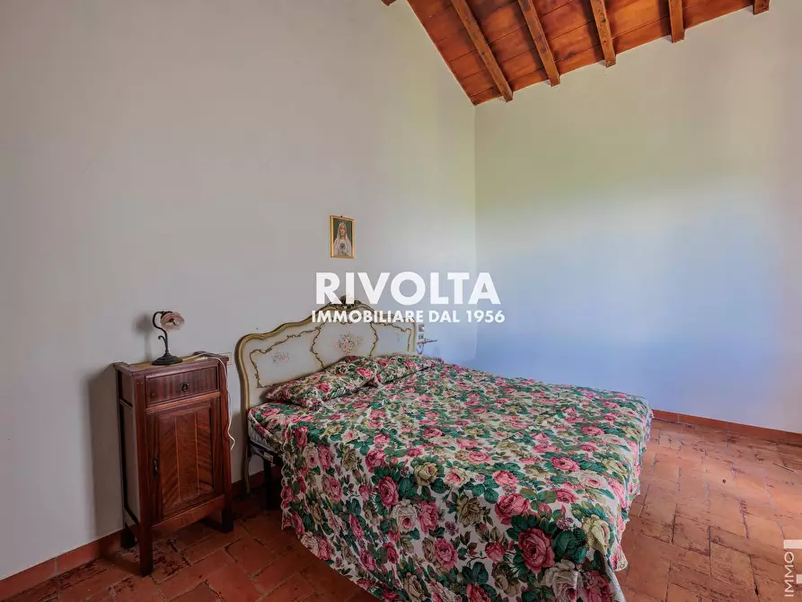 Immagine 19 di Rustico / casale in vendita  in con terreno in maremma a Magliano In Toscana
