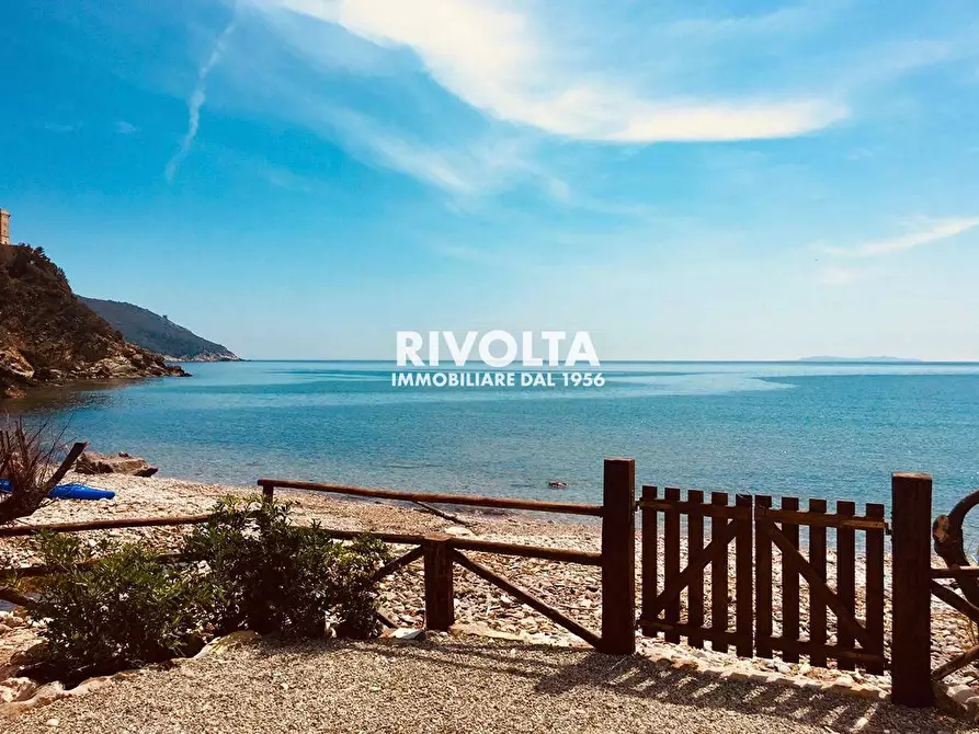 Immagine 4 di Appartamento in vendita  in Loc. le cannelle a Monte Argentario