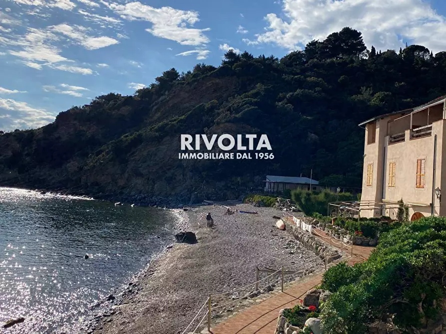 Immagine 15 di Appartamento in vendita  in Loc. le cannelle a Monte Argentario