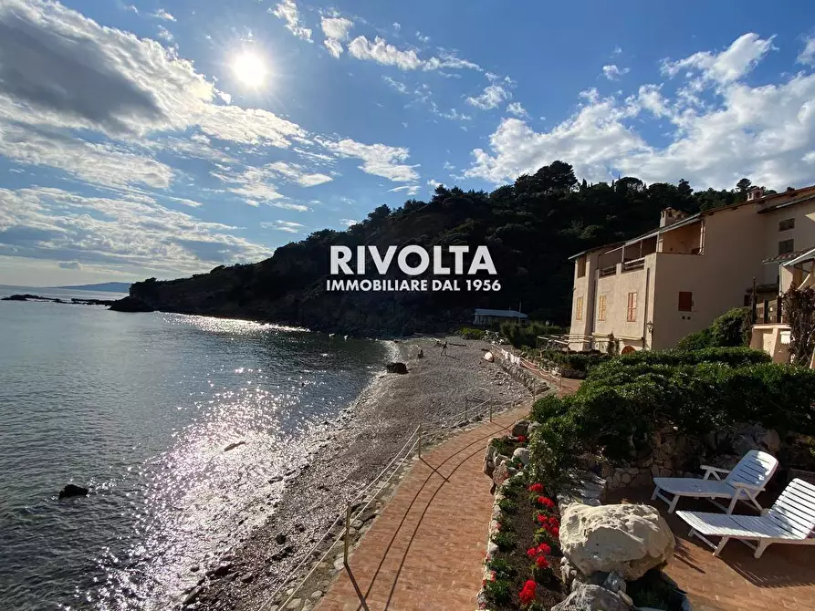 Immagine 19 di Appartamento in vendita  in Loc. le cannelle a Monte Argentario