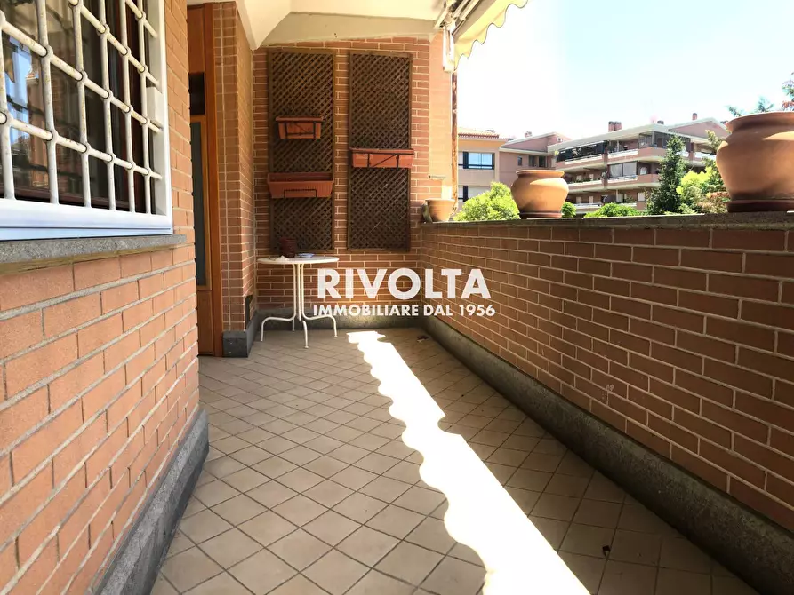 Immagine 2 di Appartamento in vendita  in Via Aurelia a Roma