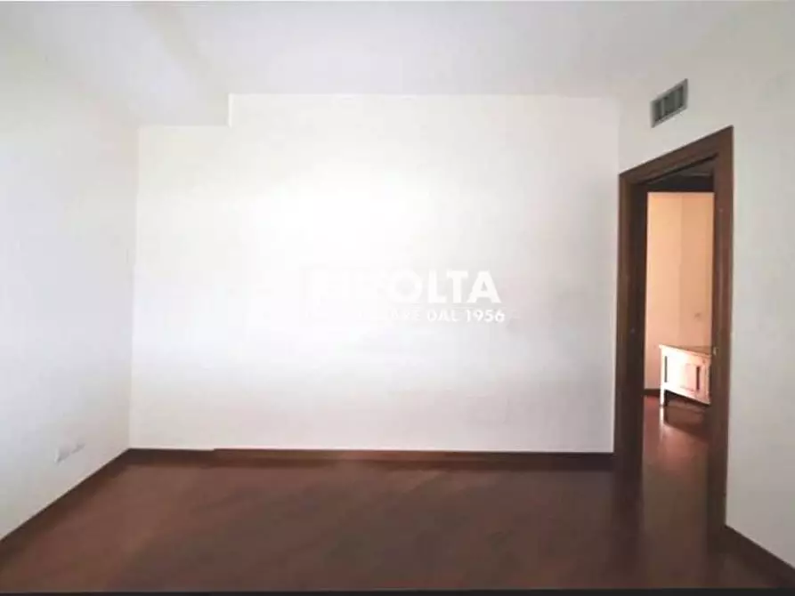 Immagine 17 di Appartamento in vendita  in Via Aurelia a Roma