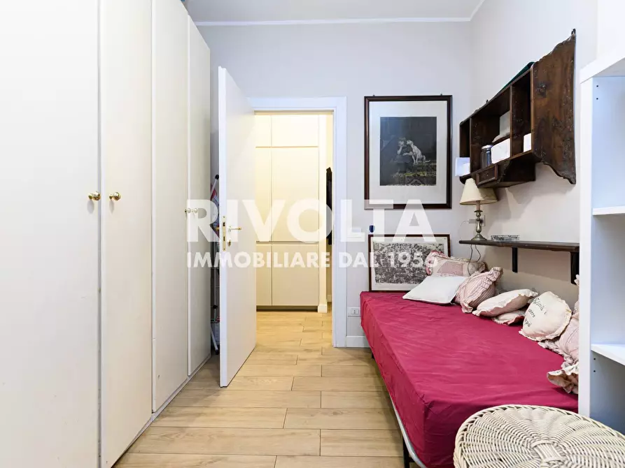 Immagine 16 di Appartamento in vendita  in Viale Cortina D'ampezzo a Roma