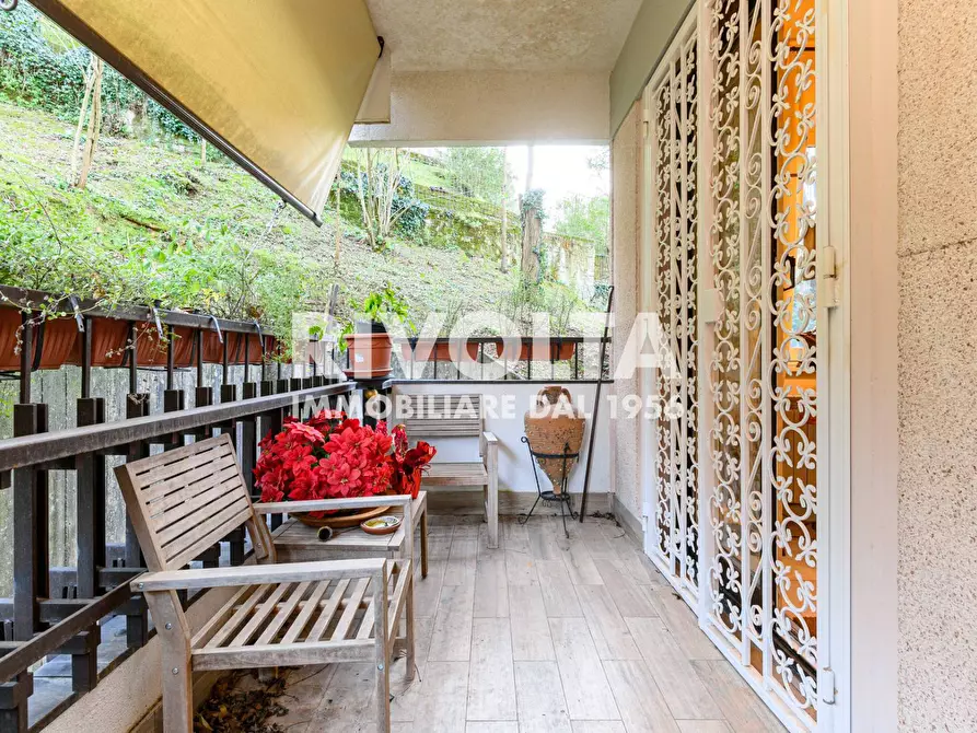 Immagine 23 di Appartamento in vendita  in Viale Cortina D'ampezzo a Roma