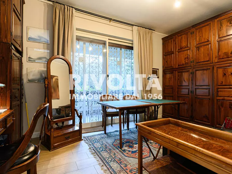 Immagine 40 di Appartamento in vendita  in Viale Cortina D'ampezzo a Roma