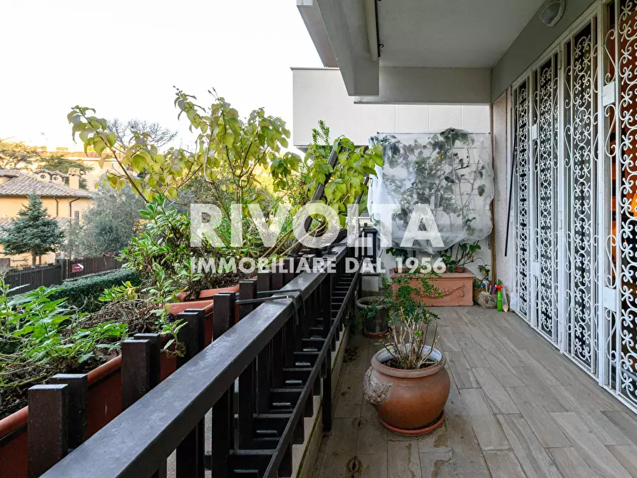 Immagine 46 di Appartamento in vendita  in Viale Cortina D'ampezzo a Roma