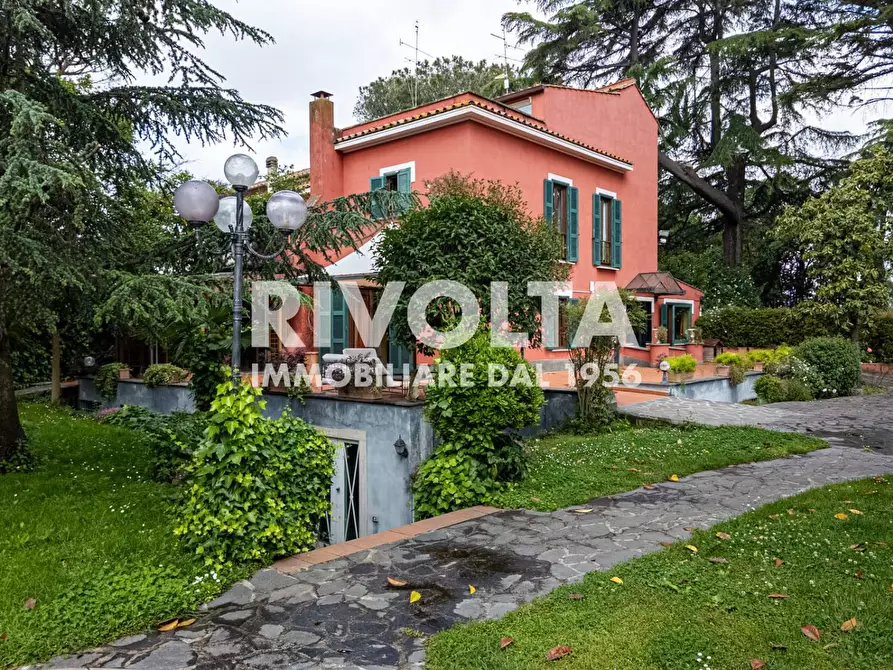 Immagine 16 di Villa in vendita  in Via Appia Pignatelli a Roma