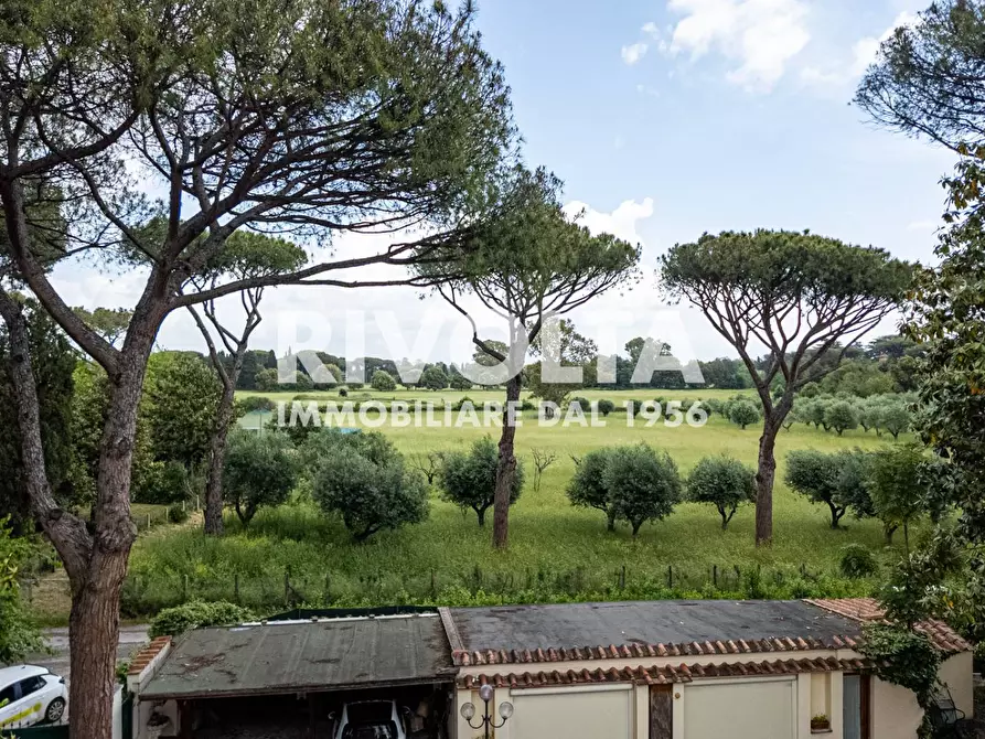 Immagine 43 di Villa in vendita  in Via Appia Pignatelli a Roma