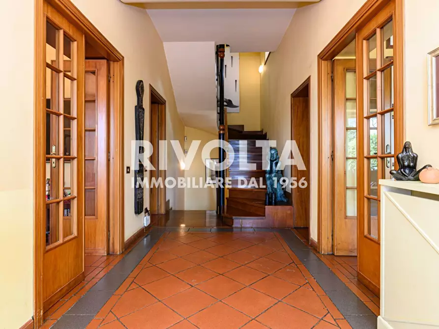 Immagine 26 di Villa in vendita  in Via Appia Pignatelli a Roma