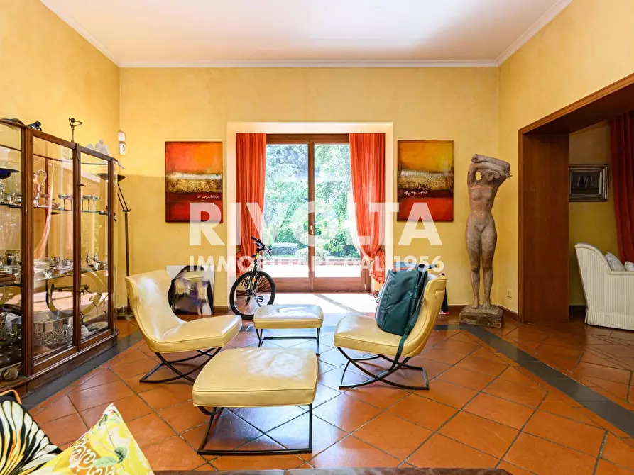 Immagine 34 di Villa in vendita  in Via Appia Pignatelli a Roma