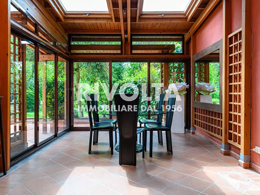 Immagine 41 di Villa in vendita  in Via Appia Pignatelli a Roma