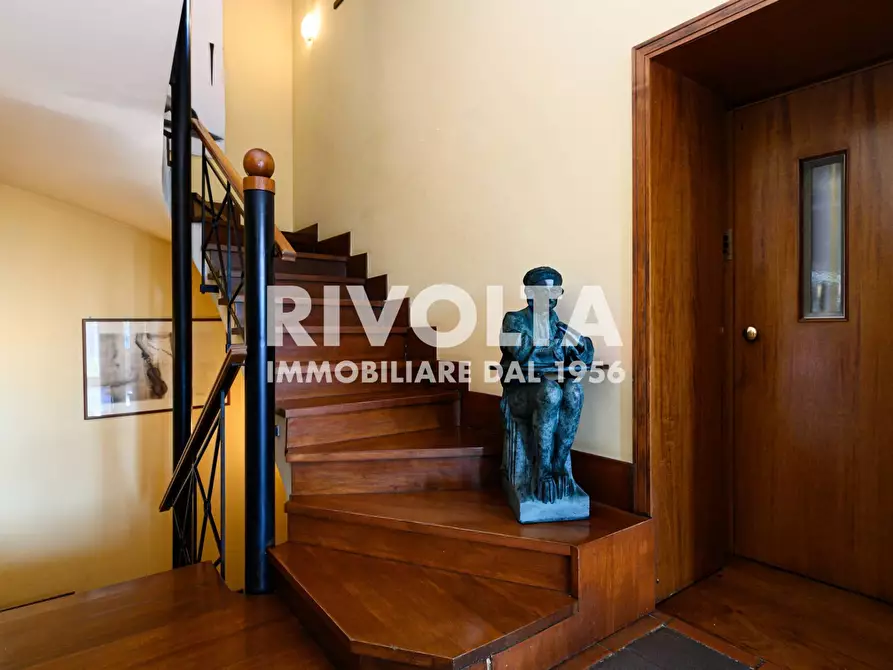 Immagine 54 di Villa in vendita  in Via Appia Pignatelli a Roma