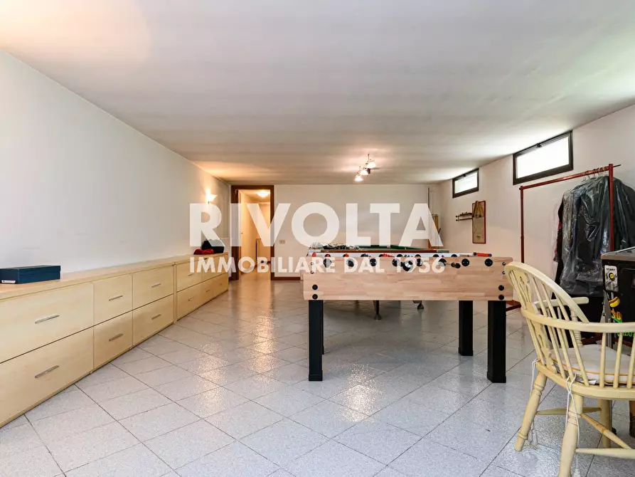 Immagine 65 di Villa in vendita  in Via Appia Pignatelli a Roma