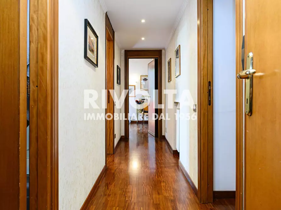 Immagine 75 di Villa in vendita  in Via Appia Pignatelli a Roma