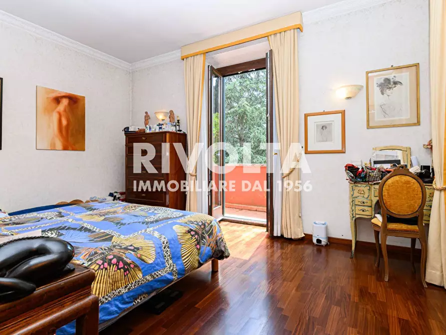 Immagine 78 di Villa in vendita  in Via Appia Pignatelli a Roma
