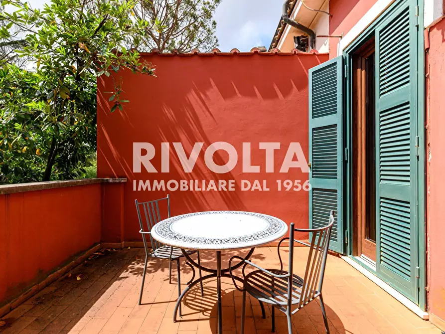 Immagine 82 di Villa in vendita  in Via Appia Pignatelli a Roma