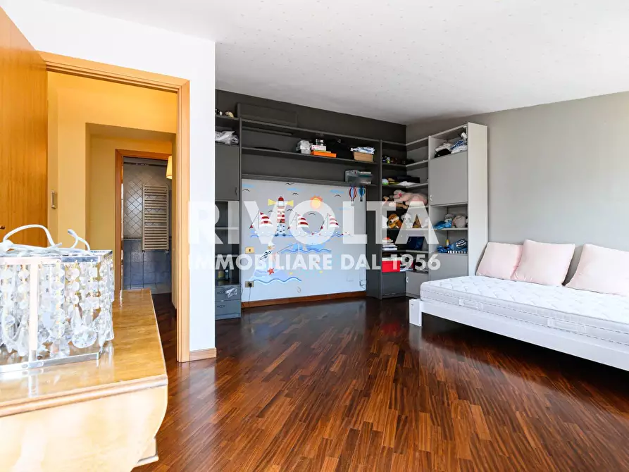 Immagine 93 di Villa in vendita  in Via Appia Pignatelli a Roma