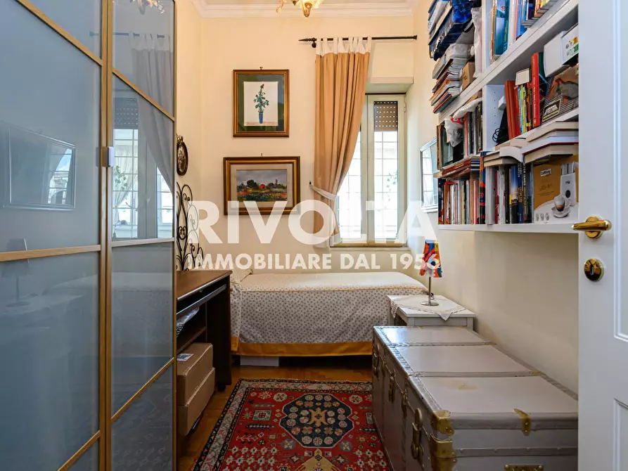 Immagine 40 di Attico in vendita  in Via Attilio Friggeri a Roma