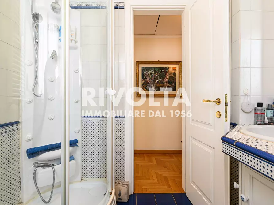 Immagine 49 di Attico in vendita  in Via Attilio Friggeri a Roma