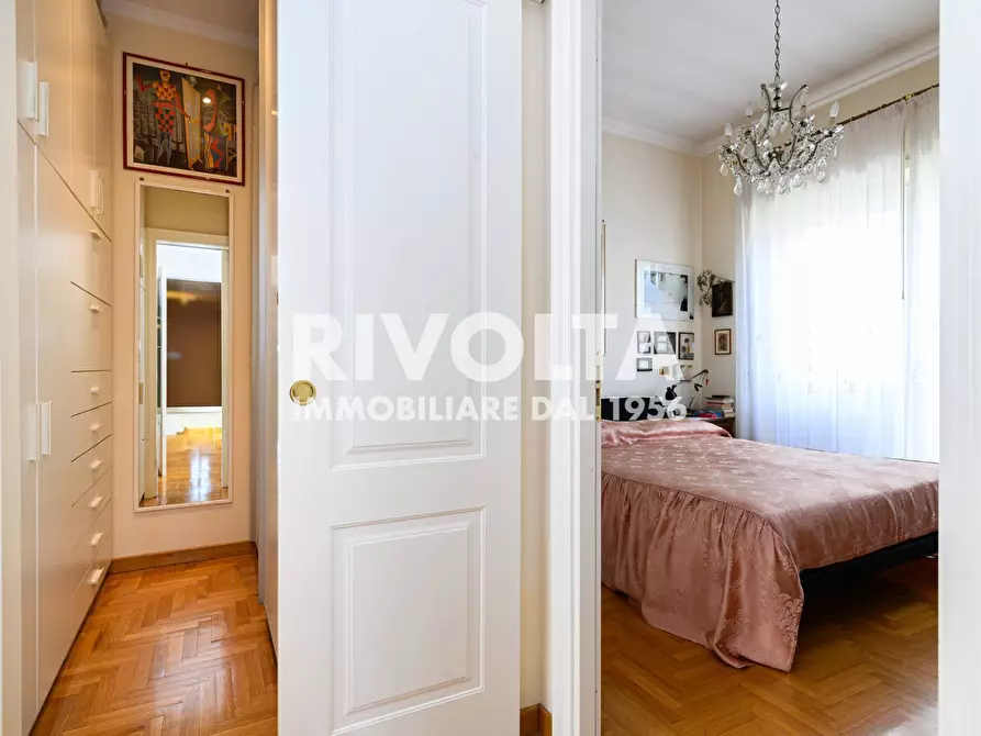 Immagine 50 di Attico in vendita  in Via Attilio Friggeri a Roma