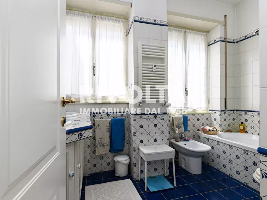 Immagine 52 di Attico in vendita  in Via Attilio Friggeri a Roma