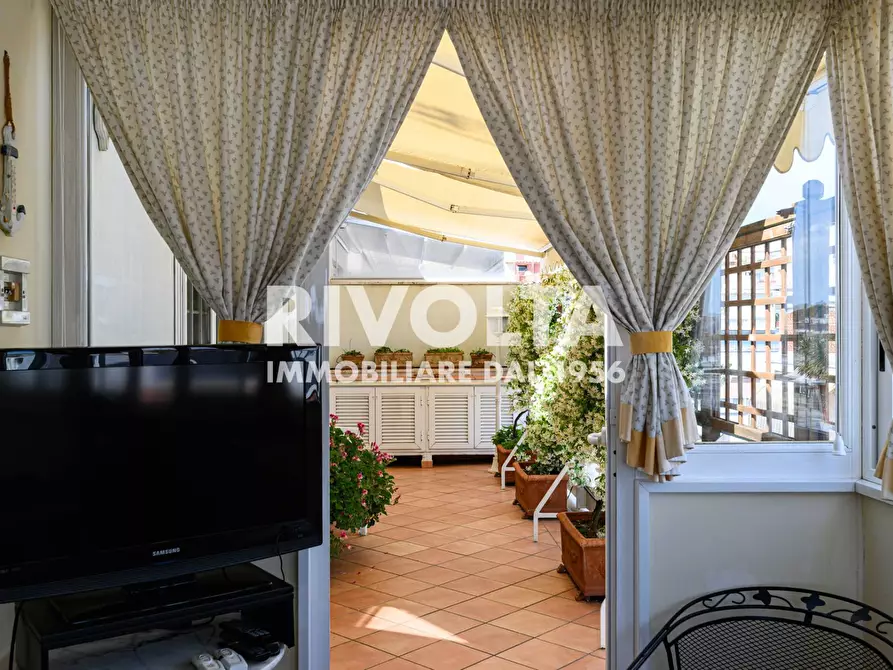 Immagine 65 di Attico in vendita  in Via Attilio Friggeri a Roma