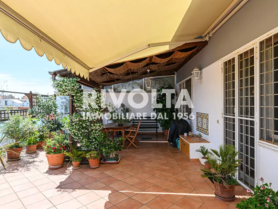 Immagine 69 di Attico in vendita  in Via Attilio Friggeri a Roma