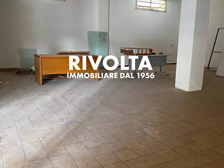 Immagine 3 di Locale commerciale in vendita  in via avezzano a Magliano De' Marsi