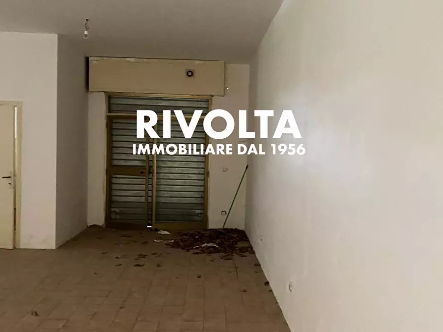 Immagine 5 di Locale commerciale in vendita  in via avezzano a Magliano De' Marsi