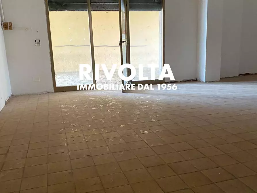 Immagine 1 di Locale commerciale in vendita  in via avezzano a Magliano De' Marsi