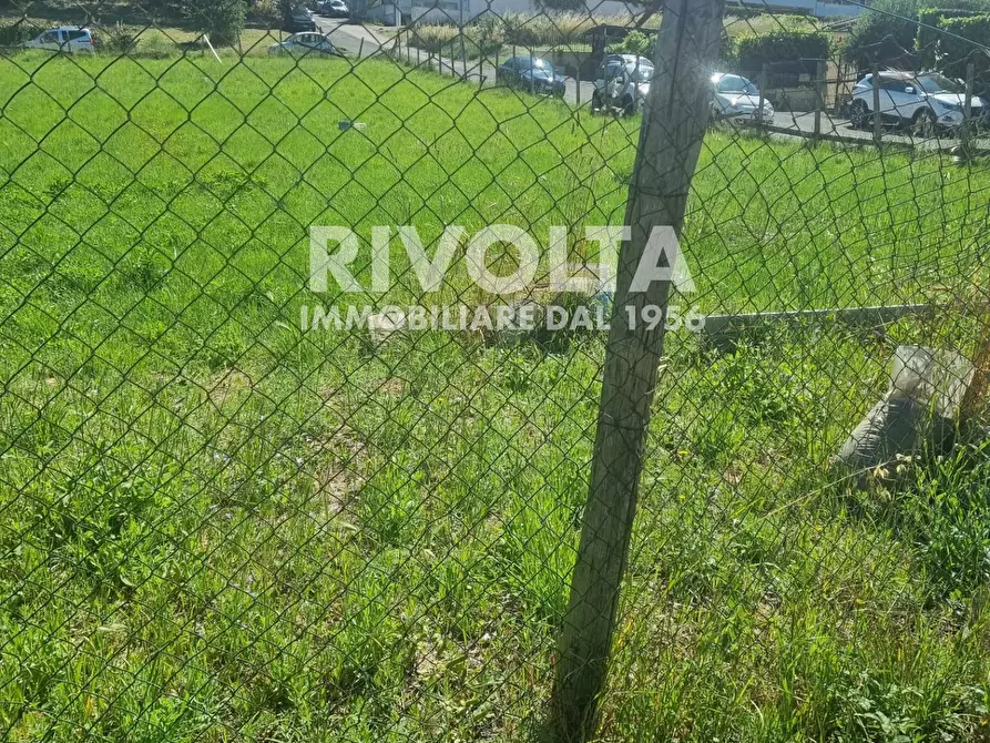 Immagine 4 di Terreno residenziale in vendita  in Via Solopaca a Roma