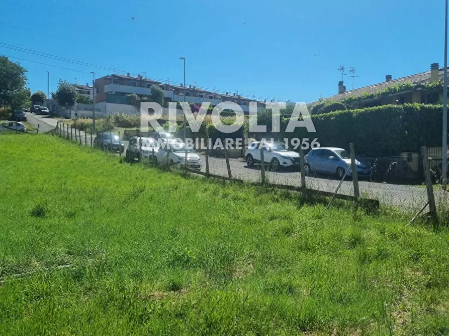 Immagine 6 di Terreno residenziale in vendita  in Via Solopaca a Roma