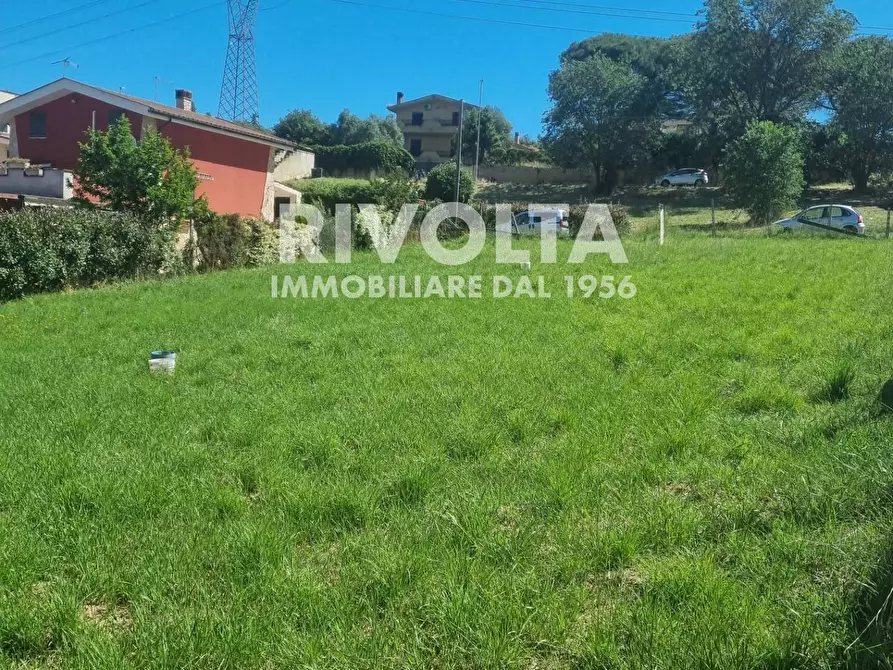 Immagine 16 di Terreno residenziale in vendita  in Via Solopaca a Roma