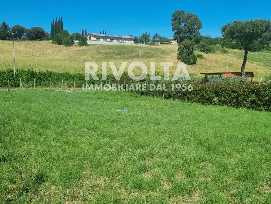 Immagine 17 di Terreno residenziale in vendita  in Via Solopaca a Roma