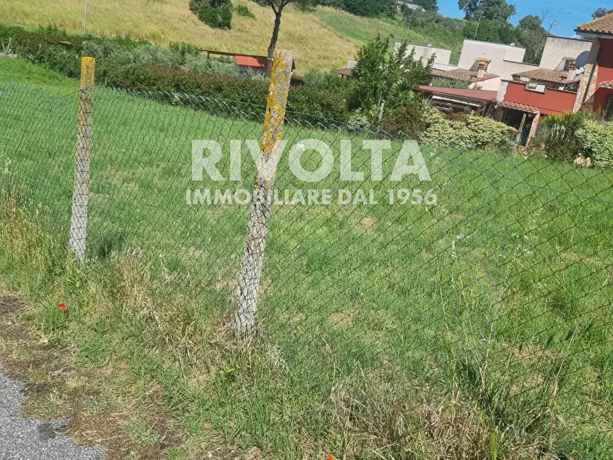 Immagine 19 di Terreno residenziale in vendita  in Via Solopaca a Roma