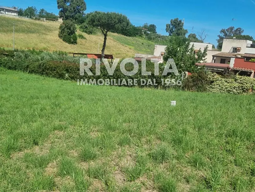 Immagine 20 di Terreno residenziale in vendita  in Via Solopaca a Roma
