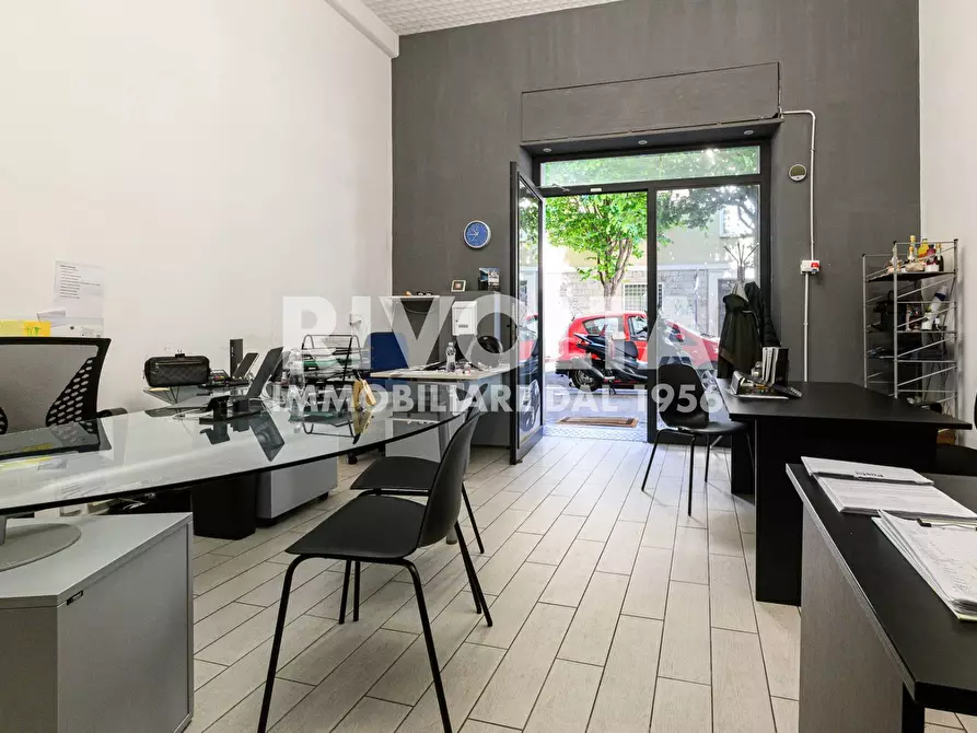 Immagine 7 di Locale commerciale in affitto  in Via Sirte a Roma