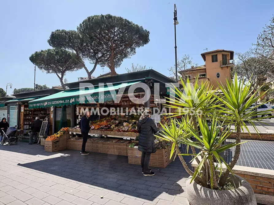 negozio in vendita a Roma in zona Trieste