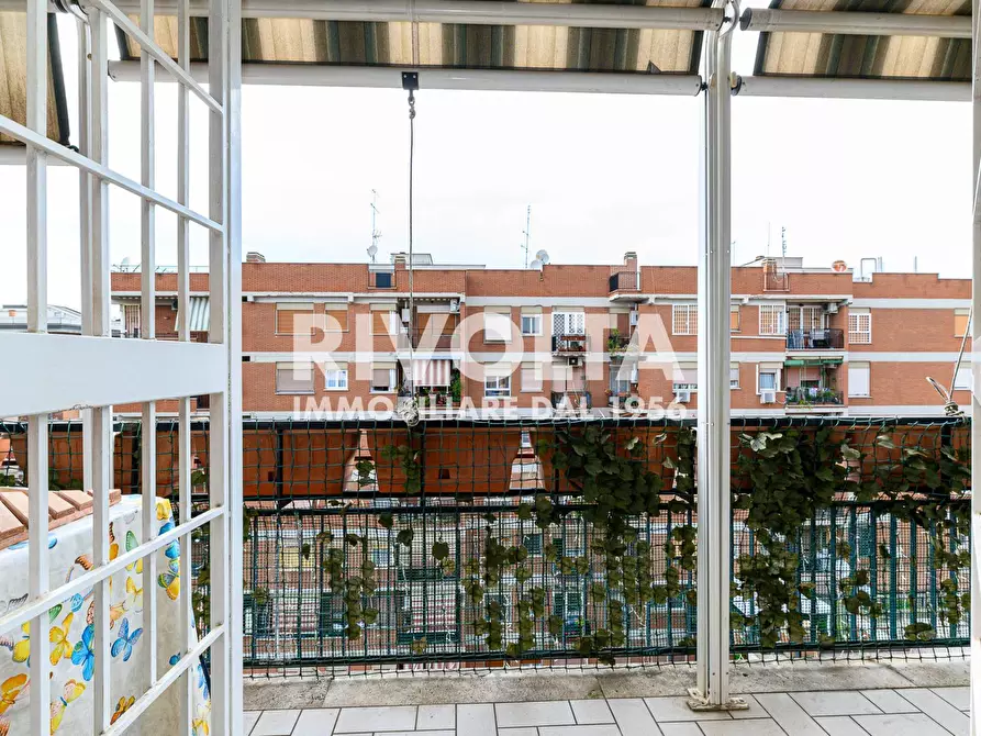 Immagine 7 di Appartamento in vendita  in via Majorana a Roma