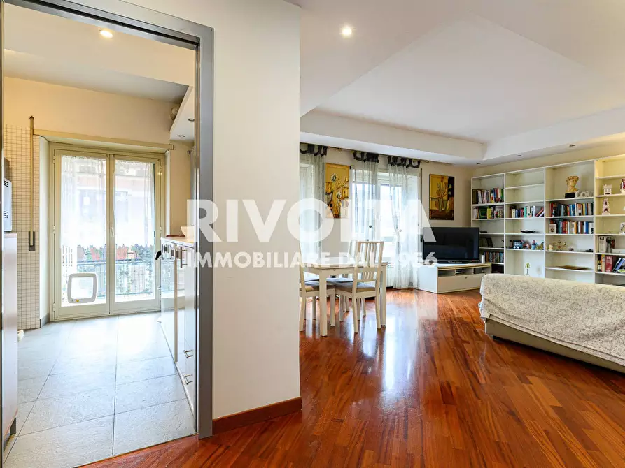 Immagine 15 di Appartamento in vendita  in via Majorana a Roma