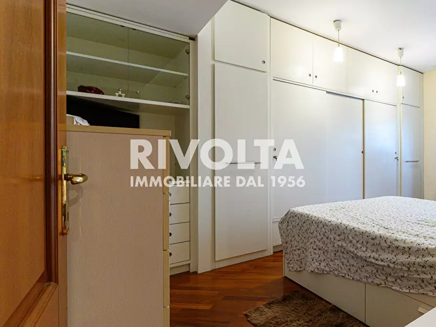 Immagine 19 di Appartamento in vendita  in via Majorana a Roma